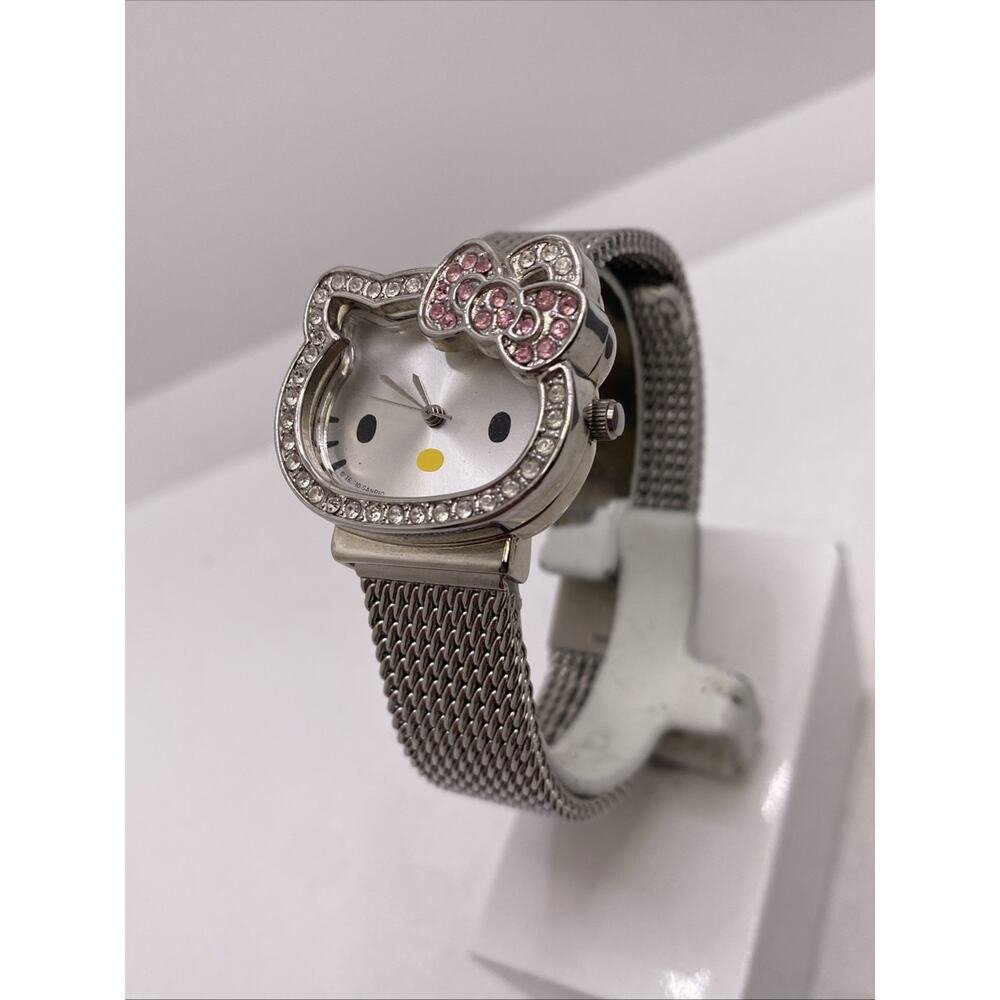 Hello Kitty Womens Silver Watch Works New Battery - Picture 2 of 6